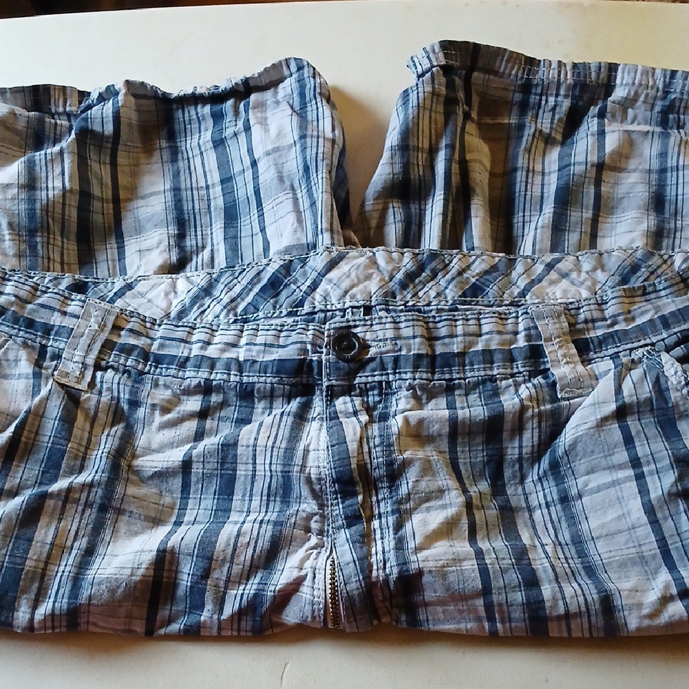 Wrangler mens cargo shorts 38